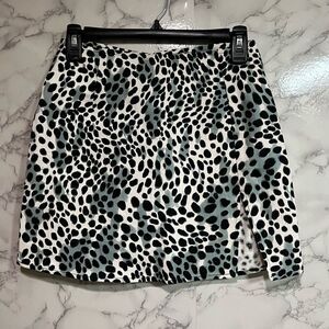 MOTEL Animal Print Skirt Size S